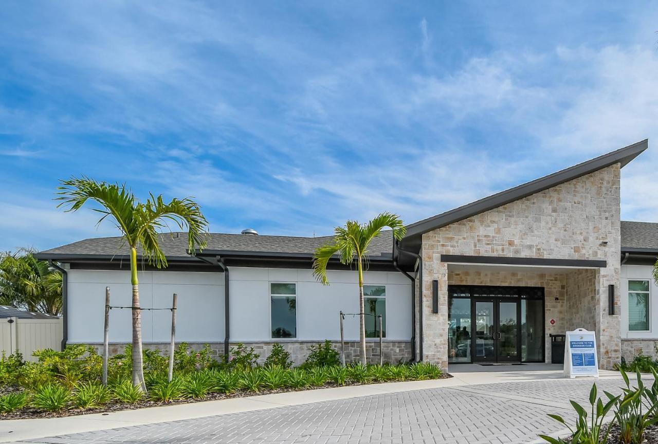 Brand New Townhouse-Storey Lake Villa คิสซิมมี ภายนอก รูปภาพ